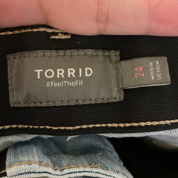 Torrid Bermuda Bombshell Skinny Shorts 2 for $25 - Picture 5 of 5